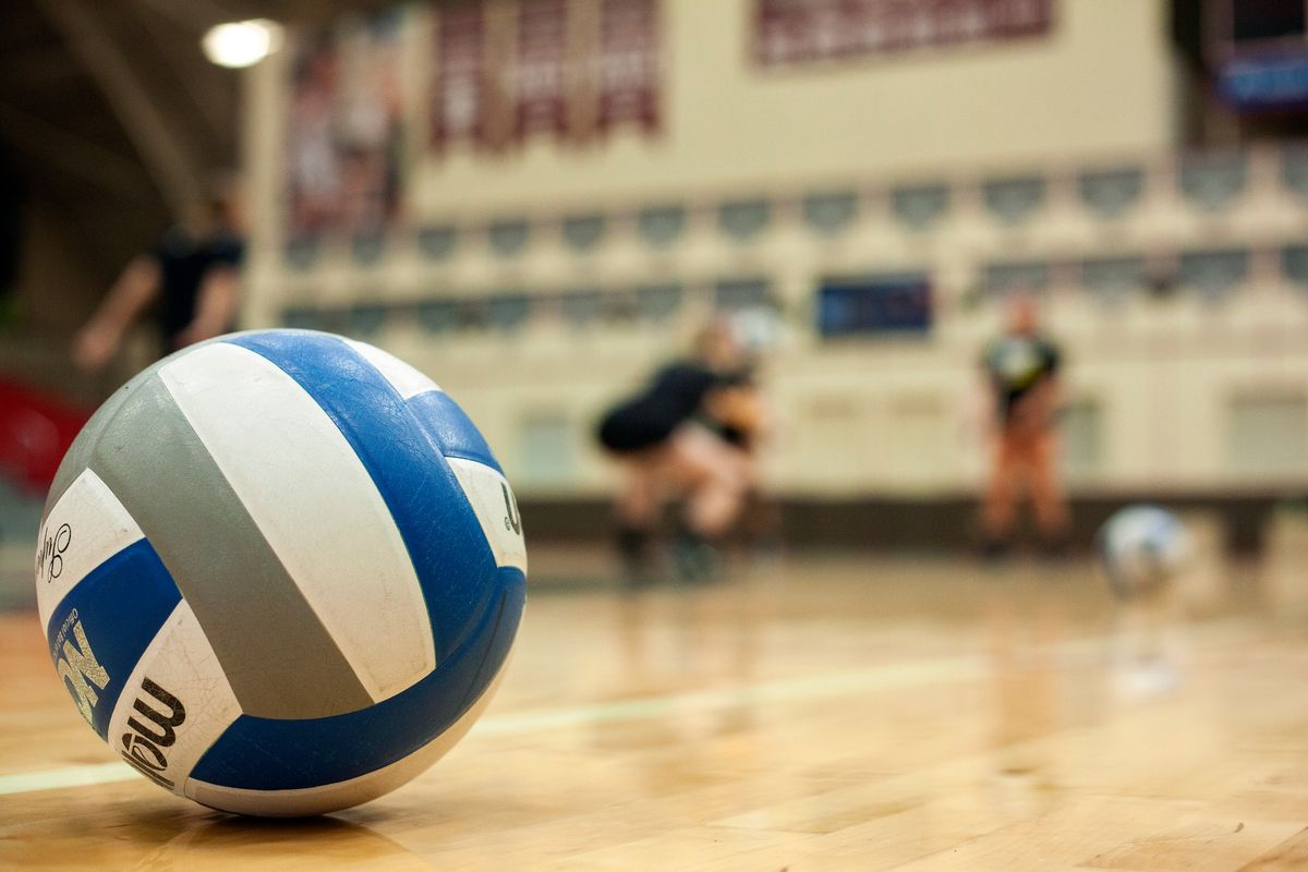 Thanksgiving Volleyball Fun: Skill Development Clinics for Girls Aged 11-16